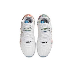 Nike LeBron 17 - Grip Maximal Innovant